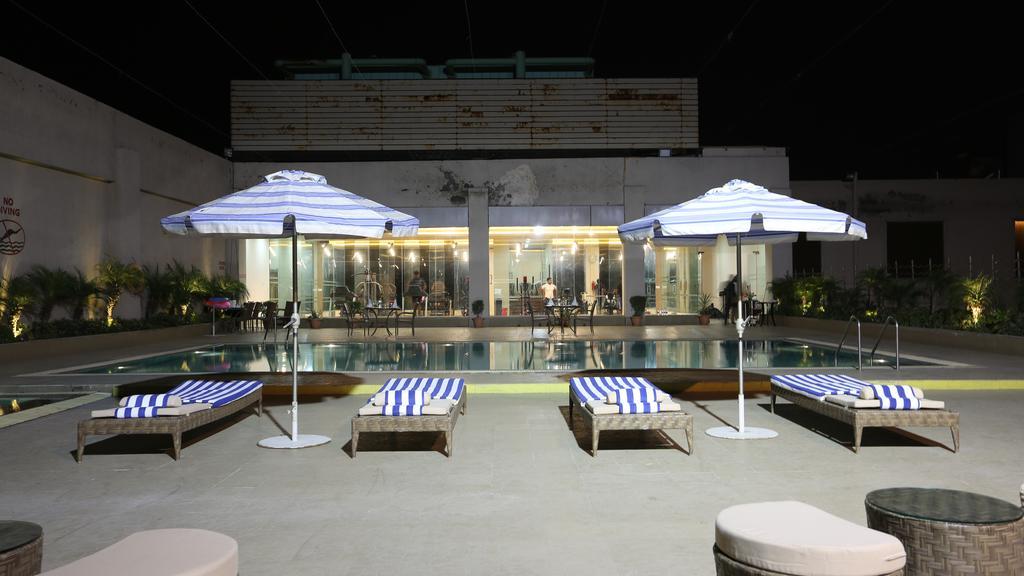 Country Inn & Suites By Radisson, Мірут Екстер'єр фото