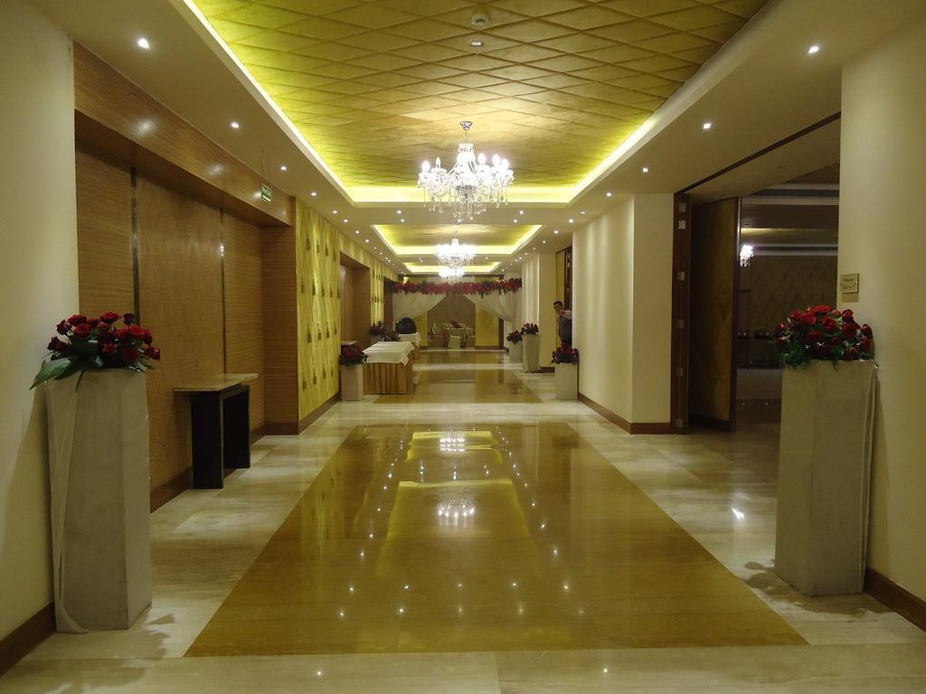 Country Inn & Suites By Radisson, Мірут Екстер'єр фото
