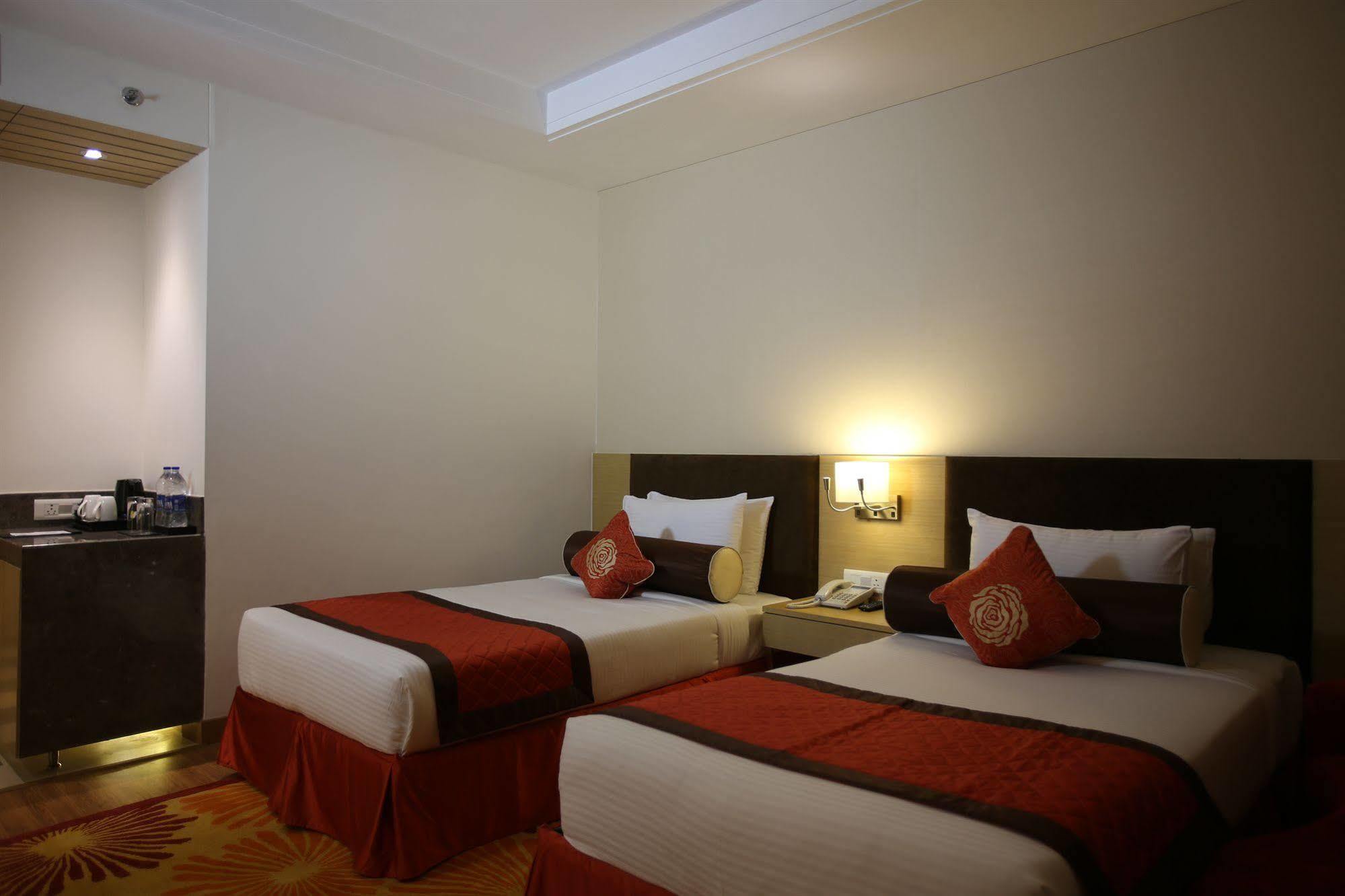 Country Inn & Suites By Radisson, Мірут Екстер'єр фото